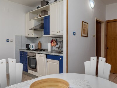 Apartment One bedroom apartment with terrace and sea view Brist, Makarska A-22463-b - Outdoor photo 11