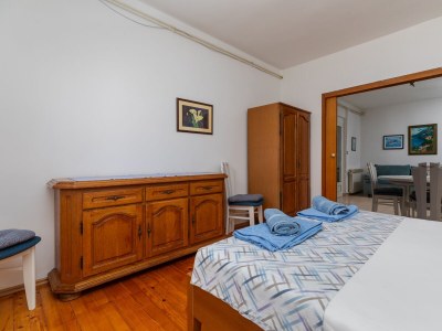 Apartment One bedroom apartment with terrace and sea view Brist, Makarska A-22463-b - Outdoor photo 14