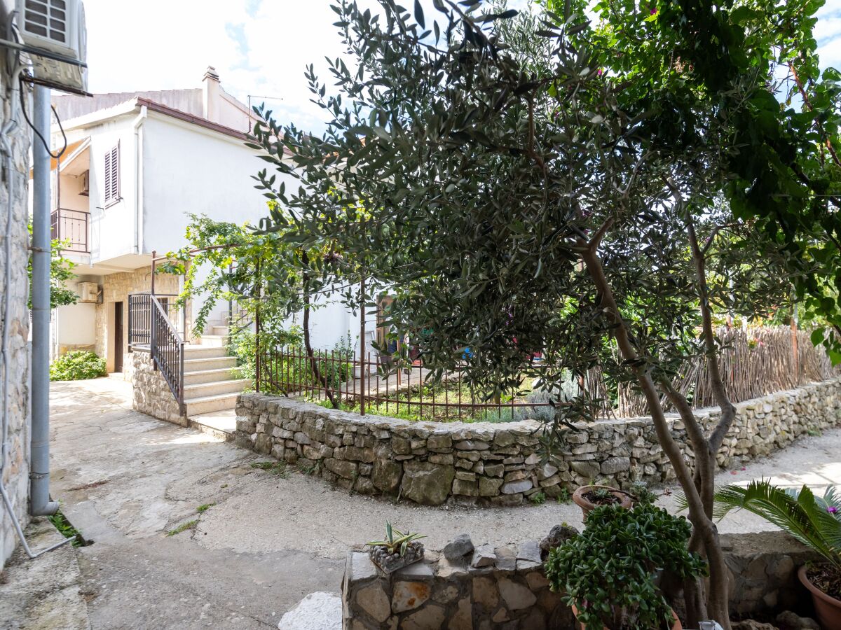 Apartment One bedroom apartment with terrace Sućuraj, Hvar A-22494-a - Outdoor photo 3