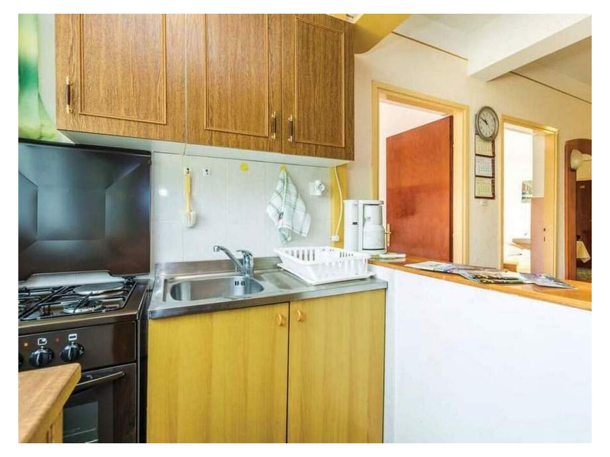 Apartment Two bedroom apartment with balcony and sea view Barbat, Rab A-22498-a - Outdoor photo 5