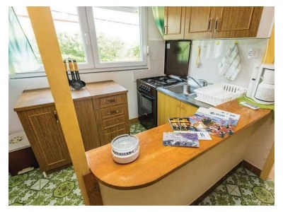 Apartment Two bedroom apartment with balcony and sea view Barbat, Rab A-22498-a - Outdoor photo 4