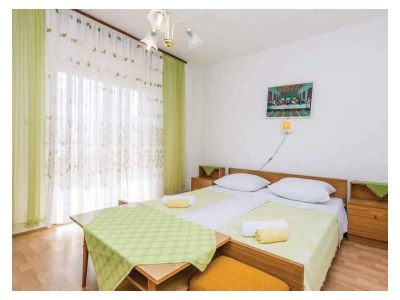 Apartment Two bedroom apartment with balcony and sea view Barbat, Rab A-22498-a - Outdoor photo 7