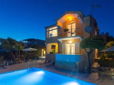 Holiday house Three bedroom house with terrace and sea view Sevid, Trogir K-22724 - Outdoor photo 2