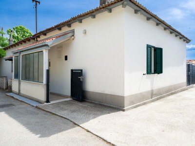 Holiday house Two bedroom house with terrace Dugi Rat, Omiš K-23046 - Outdoor photo 11