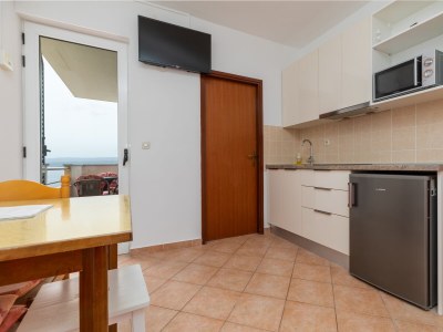 Apartment One bedroom apartment with balcony and sea view Lokva Rogoznica, Omiš A-23105-a in Lokva Rogoznica - Apartment