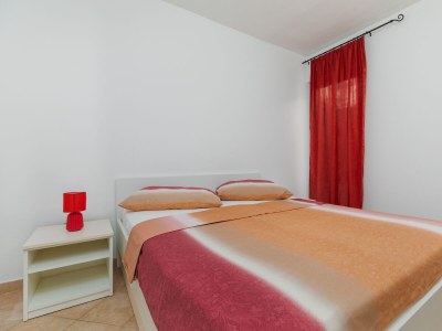 Apartment Two bedroom apartment with balcony and sea view Lokva Rogoznica, Omiš A-23105-c - Outdoor photo 18