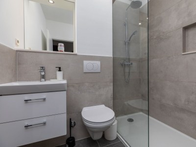 Apartment Two bedroom apartment with balcony and sea view Lokva Rogoznica, Omiš A-23105-c - Outdoor photo 21