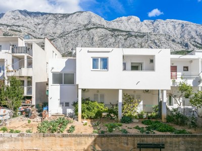 Apartment Two bedroom apartment with balcony Tučepi, Makarska A-22936-a in Tučepi - Apartment