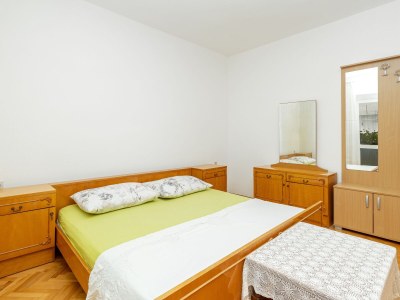 Apartment Two bedroom apartment with balcony Tučepi, Makarska A-22936-a - Outdoor photo 17