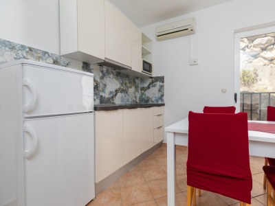 Apartment Two bedroom apartment with balcony and sea view Lokva Rogoznica, Omiš A-23105-d - Outdoor photo 16