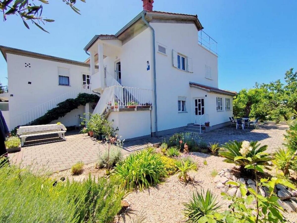 Apartment Three bedroom apartment with terrace Barbat, Rab A-23300-a - Outdoor photo 2