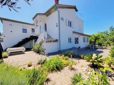 Apartment Three bedroom apartment with terrace Barbat, Rab A-23300-a - Outdoor photo 2