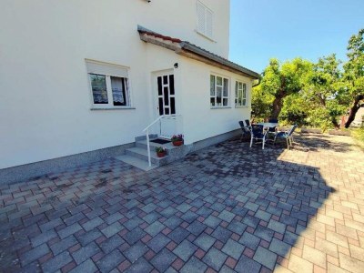 Apartment Three bedroom apartment with terrace Barbat, Rab A-23300-a - Outdoor photo 13