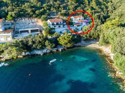 Apartment Two bedroom apartment near beach Ubli, Lastovo A-23365-a in Lastovo - Apartment