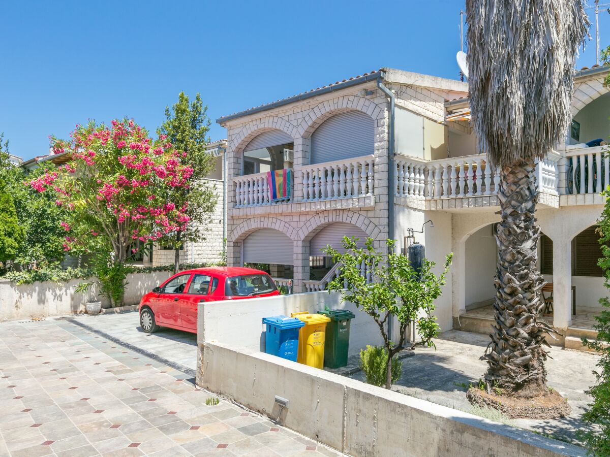 Apartment One bedroom apartment near beach Rogoznica A-23414-b - Outdoor photo 5