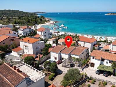 Apartment One bedroom apartment near beach Rogoznica A-23414-c - Outdoor photo 2