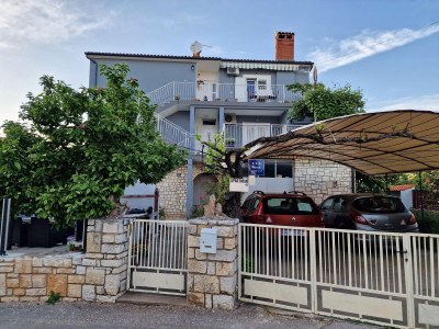 Apartment One bedroom apartment with terrace Rovinj A-23506-a - Outdoor photo 2