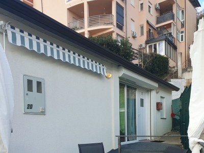 Apartment One bedroom apartment with terrace and sea view Opatija A-23795-b - Outdoor photo 7