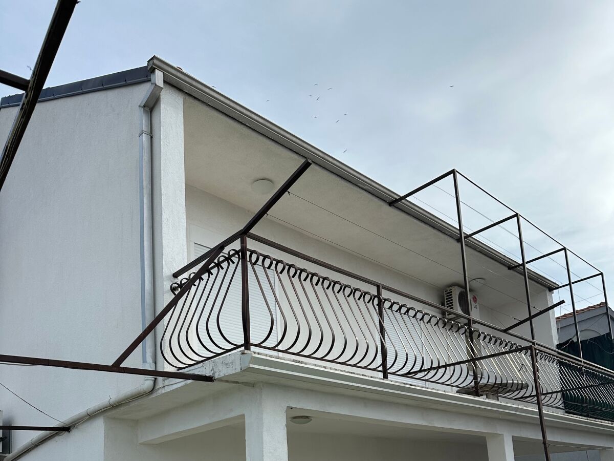 Apartment Three bedroom apartment with balcony and sea view Rogoznica A-23796-b - Outdoor photo 3