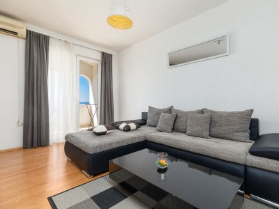 Apartment Three bedroom apartment with balcony and sea view Podgora, Makarska A-23916-b - Outdoor photo 12