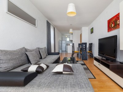 Apartment Three bedroom apartment with balcony and sea view Podgora, Makarska A-23916-b - Outdoor photo 13