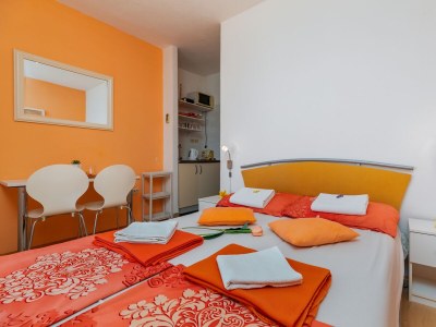 Apartment Studio flat with balcony and sea view Podgora, Makarska AS-23916-a - Outdoor photo 17