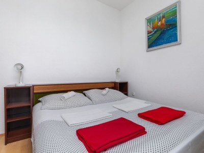 Holiday room with balcony and sea view Podgora, Makarska S-23916-b - Outdoor photo 25