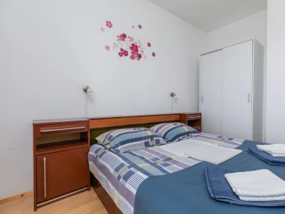 Holiday room with balcony and sea view Podgora, Makarska S-23916-c - Outdoor photo 14