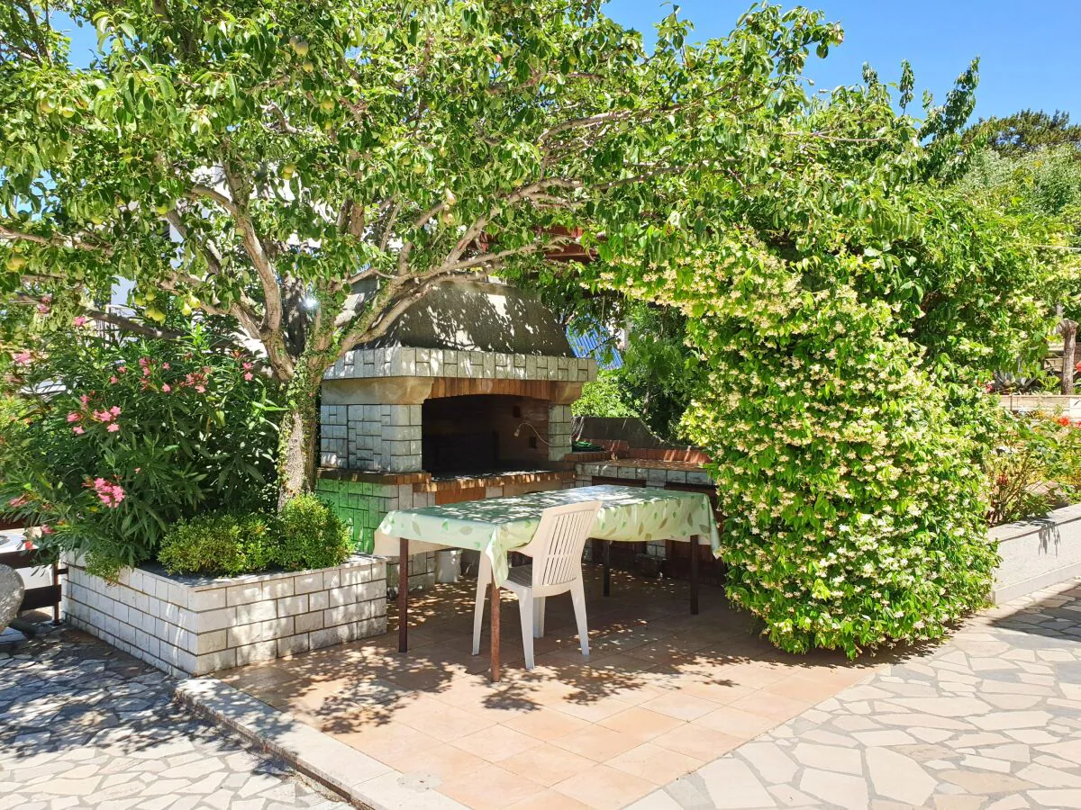 Apartment One bedroom apartment near beach Šilo, Krk A-18755-a - Outdoor photo 3