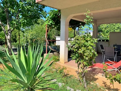 Apartment One bedroom apartment with terrace Šilo, Krk A-18706-a - Outdoor photo 4