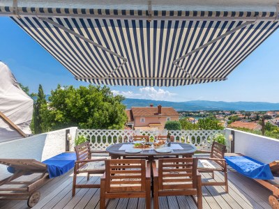 Apartment Two bedroom apartment with terrace and sea view Šilo, Krk A-18691-a - Outdoor photo 16