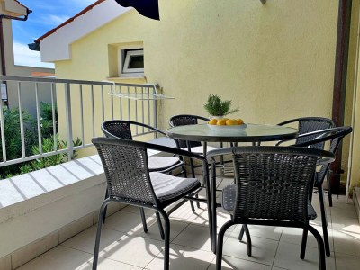 Apartment Two bedroom apartment with terrace Šilo, Krk A-18678-b - Outdoor photo 30