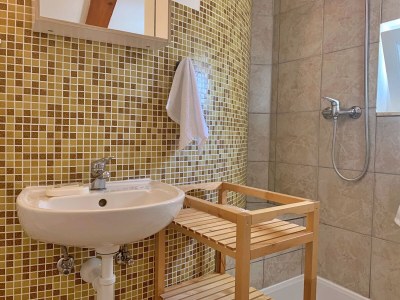 Apartment Two bedroom apartment with terrace and sea view Šilo, Krk A-18678-c - Outdoor photo 32