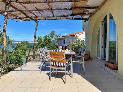 Apartment Two bedroom apartment with terrace and sea view Šilo, Krk A-18678-c - Outdoor photo 45