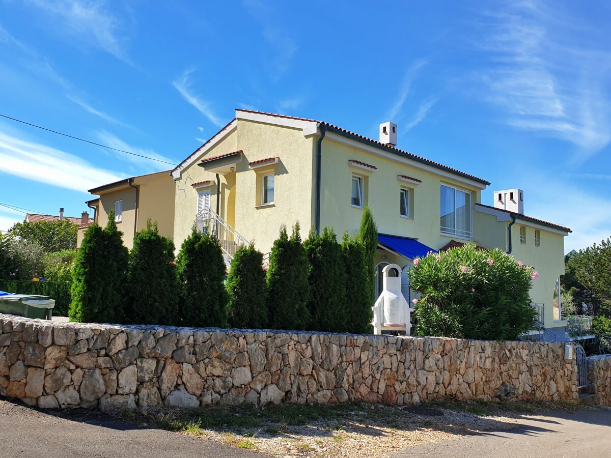 Apartment Studio flat with terrace Šilo, Krk AS-18678-a - Outdoor photo 3
