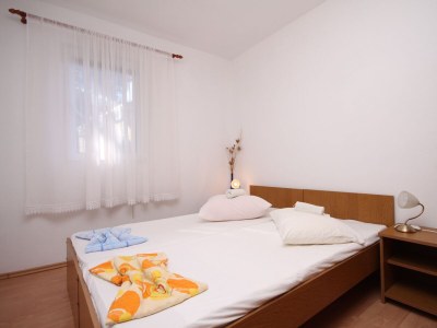 Apartment Two bedroom apartment with terrace and sea view Ivan Dolac, Hvar A-8782-a - Outdoor photo 12