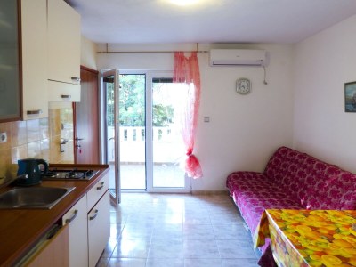 Apartment One bedroom apartment with terrace Ivan Dolac, Hvar A-8782-b in Jelsa - Apartment