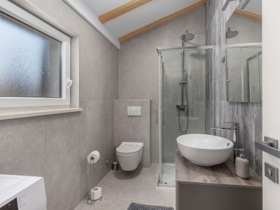 Apartment One bedroom apartment near beach Malinska, Krk A-23652-a - Outdoor photo 9