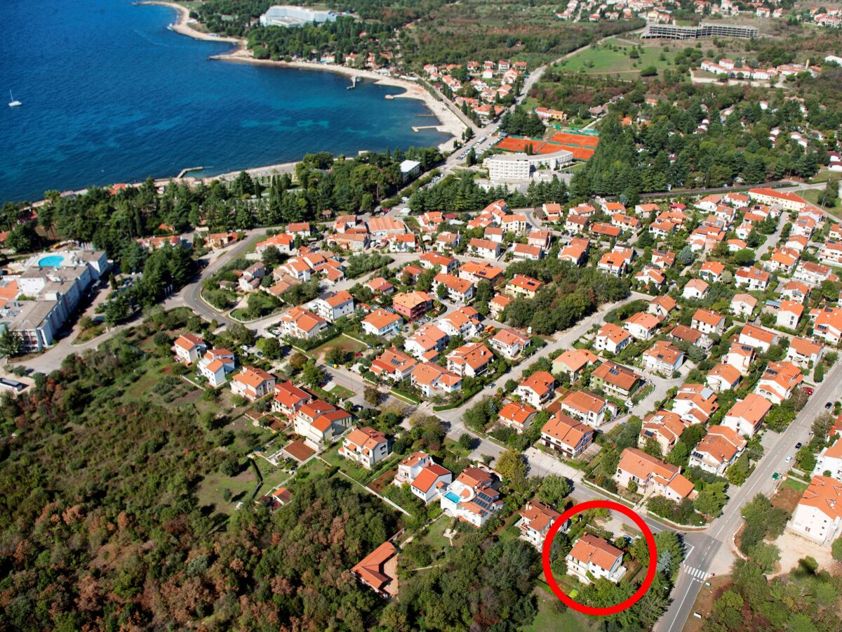 Apartment Two bedroom apartment with terrace Poreč A-16495-a - Outdoor photo 2