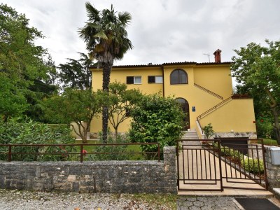 Apartment Two bedroom apartment with terrace Poreč A-16495-a - Outdoor photo 3