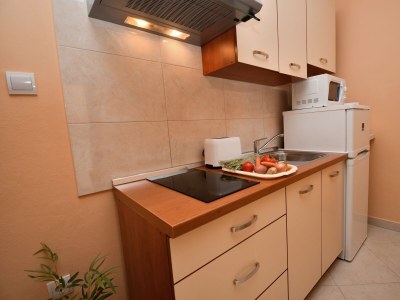 Apartment Two bedroom apartment with terrace Poreč A-16495-a - Outdoor photo 13