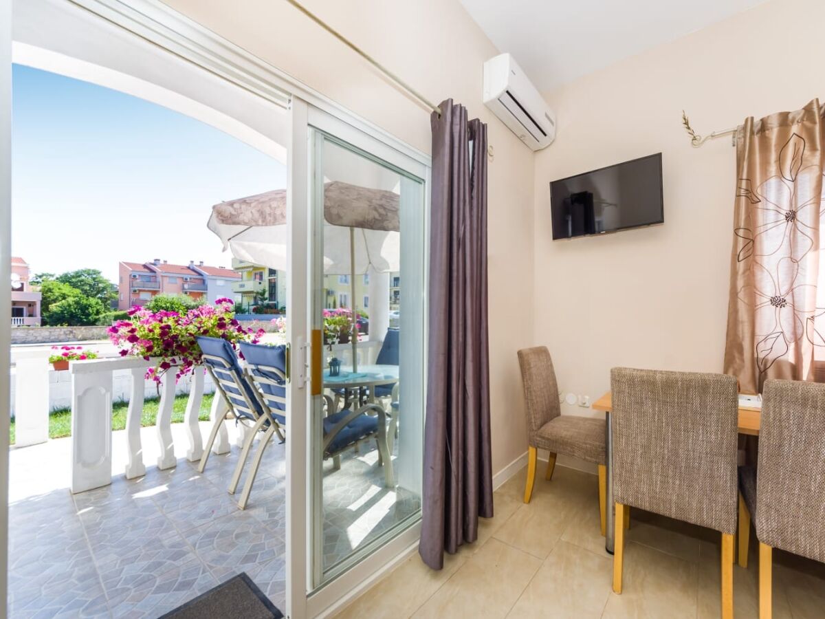 Apartment One bedroom apartment with terrace Zaton, Zadar A-15000-d - Outdoor photo 5