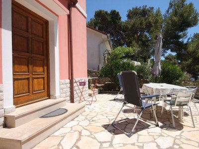 Apartment One bedroom apartment with terrace and sea view Mali Lošinj, Lošinj A-2489-a - Outdoor photo 21