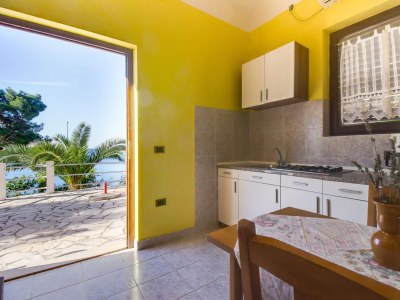 Apartment One bedroom apartment with terrace and sea view Mali Lošinj, Lošinj A-2489-b - Outdoor photo 14