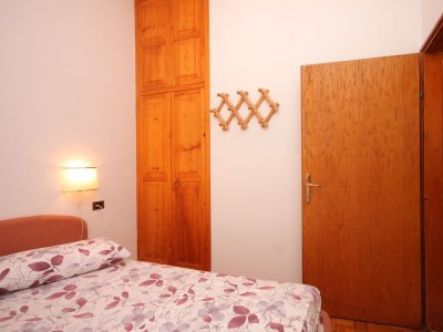 Apartment One bedroom apartment with terrace and sea view Mali Lošinj, Lošinj A-2489-b - Outdoor photo 18