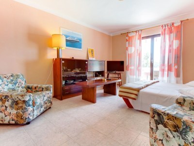 Apartment One bedroom apartment with terrace and sea view Mali Lošinj, Lošinj A-2489-c - Outdoor photo 13