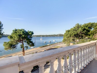 Apartment One bedroom apartment with terrace and sea view Mali Lošinj, Lošinj A-2489-c - Outdoor photo 24