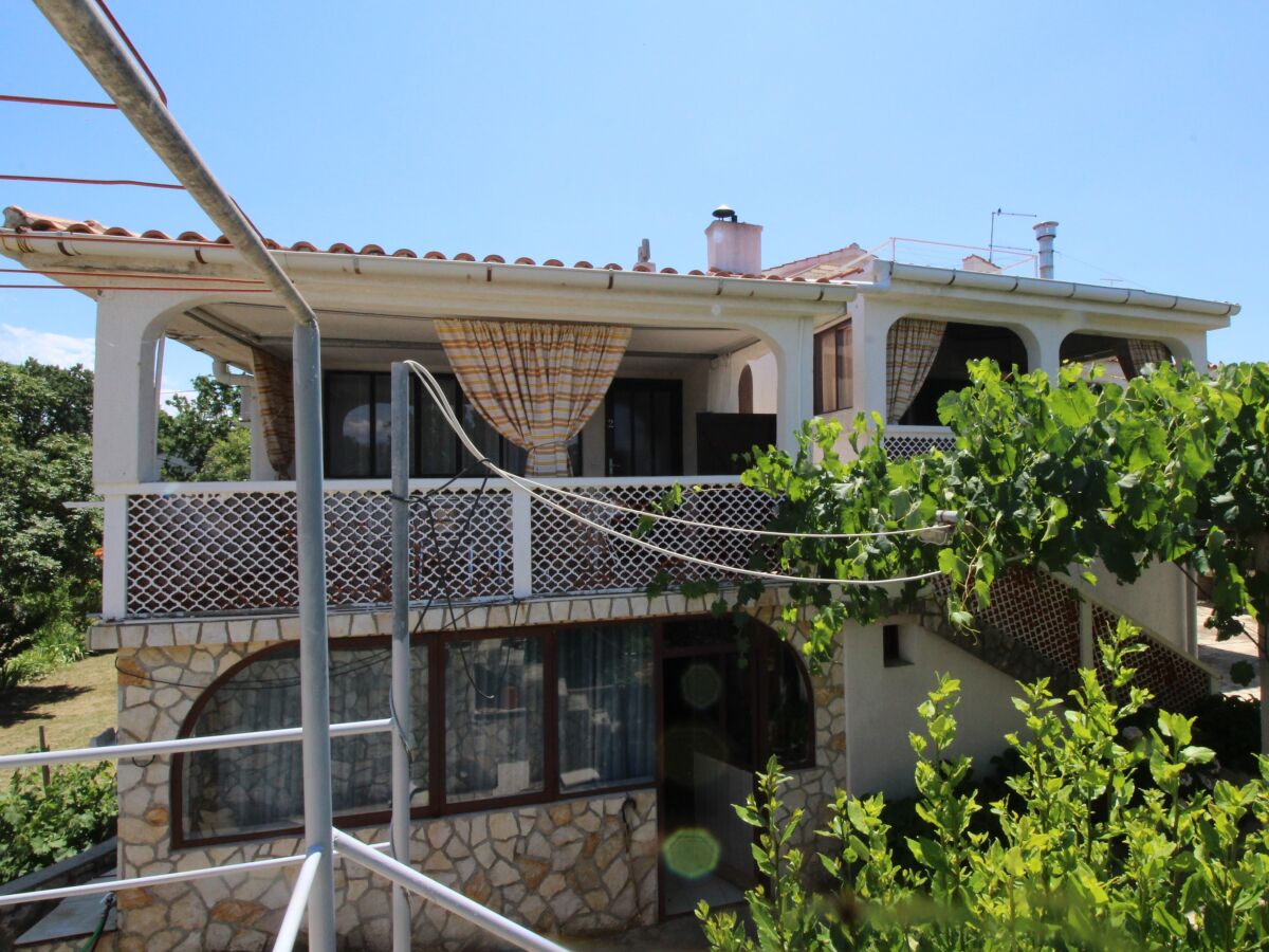 Apartment One bedroom apartment with terrace Šilo, Krk A-18760-a - Outdoor photo 3