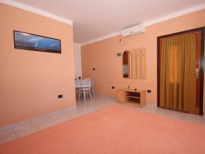 Apartment Studio flat with terrace and sea view Mali Lošinj, Lošinj AS-2489-a - Outdoor photo 17