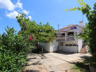 Apartment Two bedroom apartment with terrace Šilo, Krk A-18760-c - Outdoor photo 2